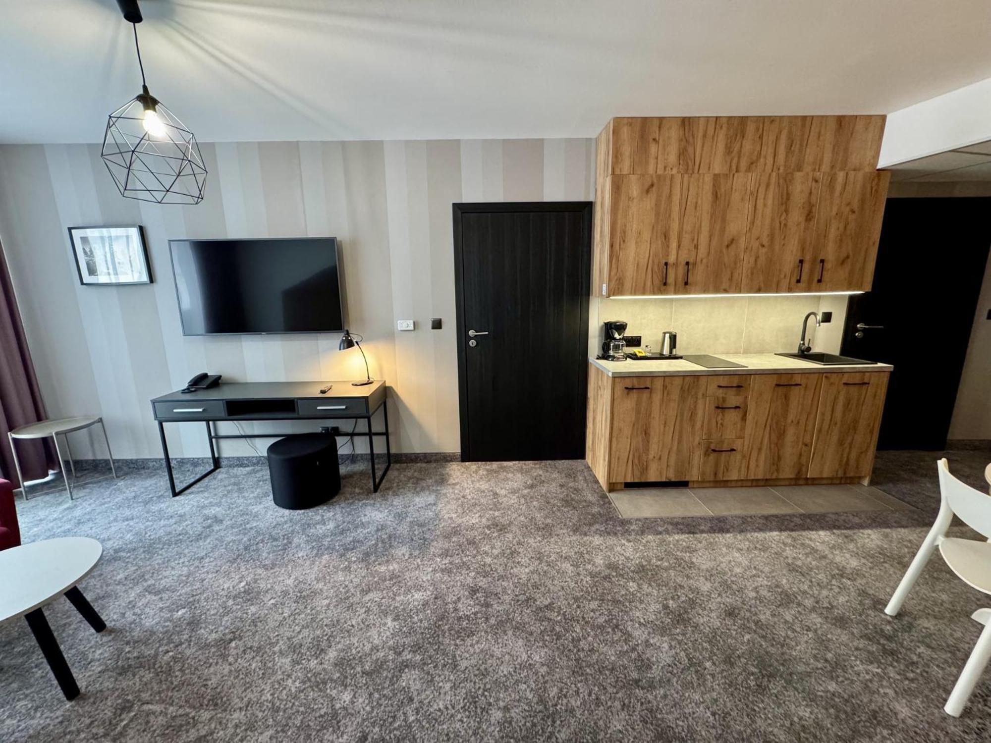 Sw Apartamenty Czarna Gora Sienna  Exterior photo