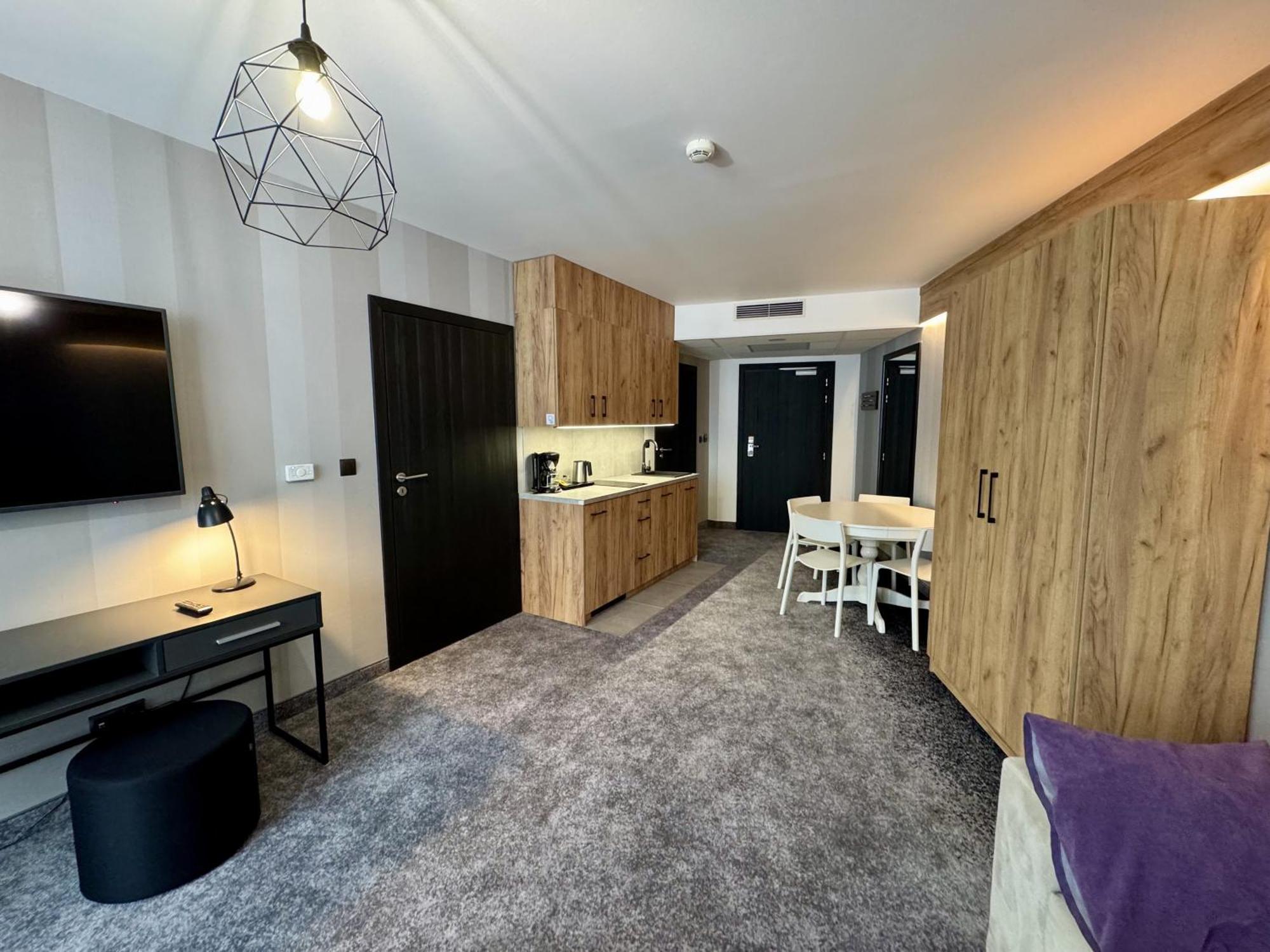 Sw Apartamenty Czarna Gora Sienna  Exterior photo